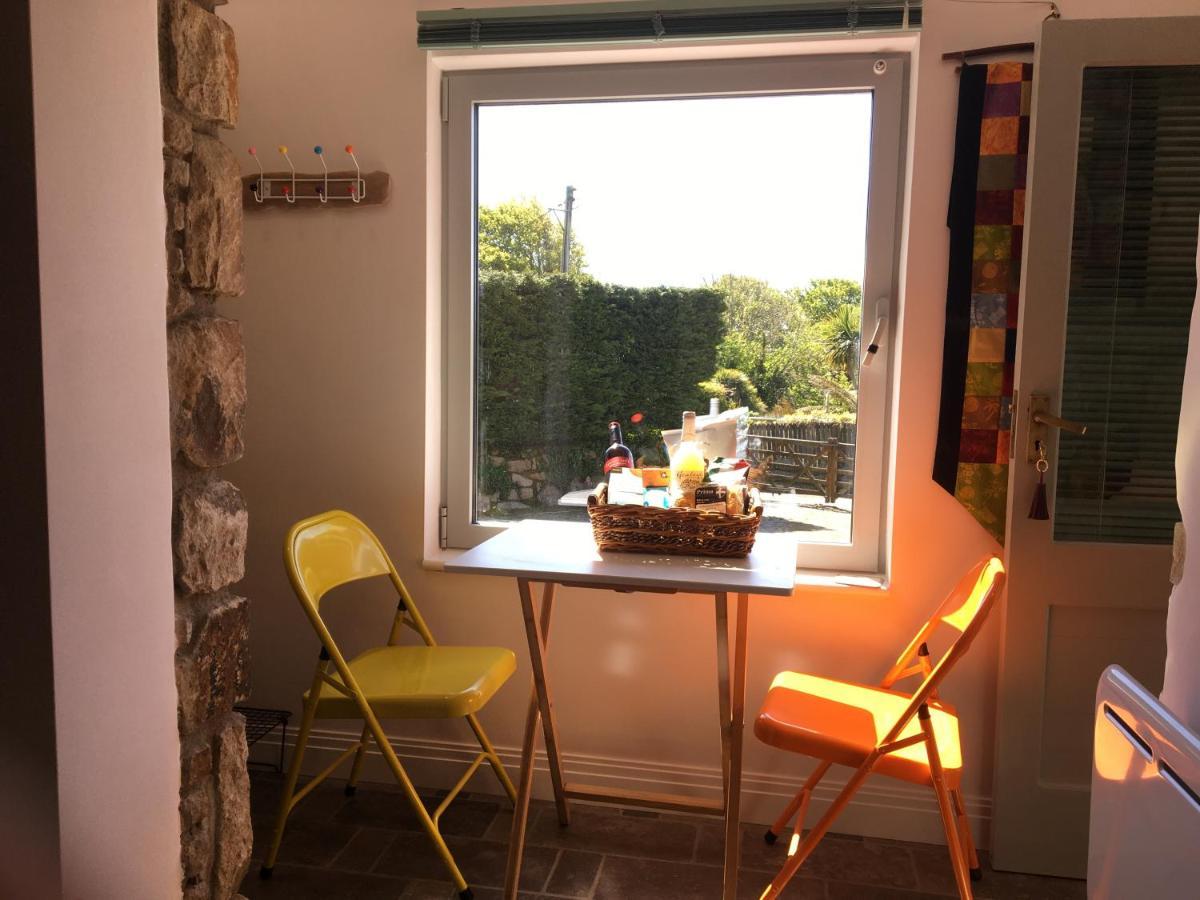 The Wrens Annexe - Stylish Self-Contained 2-Bed Annexe Penzance Exterior foto